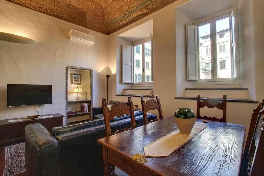 Apartamento Salvemini Elegant Close To Piazza Santa Croce *