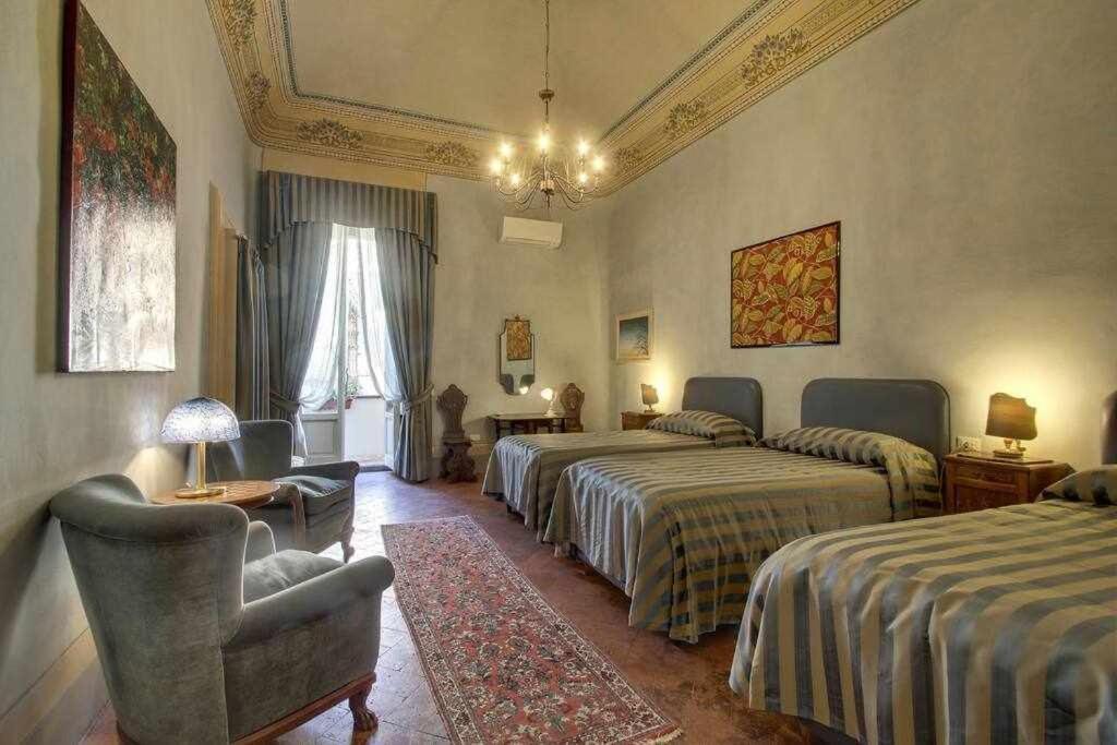 Salvemini Elegant Close To Piazza Santa Croce Apartamento Florencia