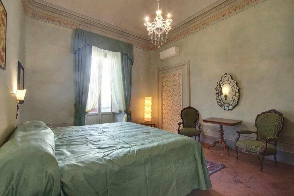 Salvemini Elegant Close To Piazza Santa Croce Apartamento *