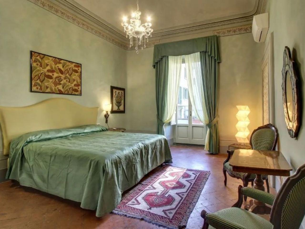 Salvemini Elegant Close To Piazza Santa Croce Apartamento Florencia
